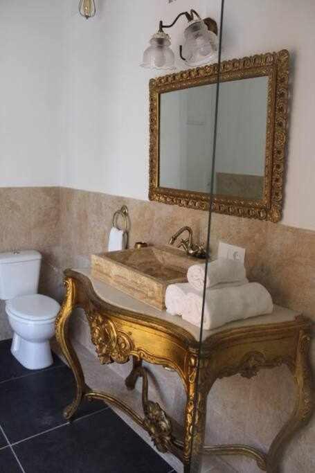 Casa Palacio Del Siglo XVIII En Centro Sevilla Экстерьер фото